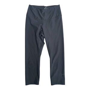NWOT Nike Black Leggings